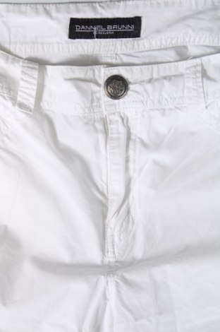 Pantaloni scurți de femei, Mărime XS, Culoare Alb, Preț 24,72 Lei