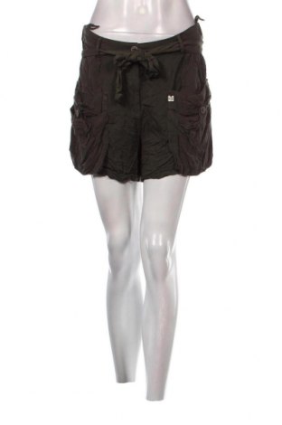 Damen Shorts ALE clothing, Größe M, Farbe Grün, Preis 22,27 €