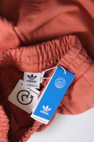 Дамски къс панталон Adidas Originals, Размер XS, Цвят Оранжев, Цена 77,00 лв.