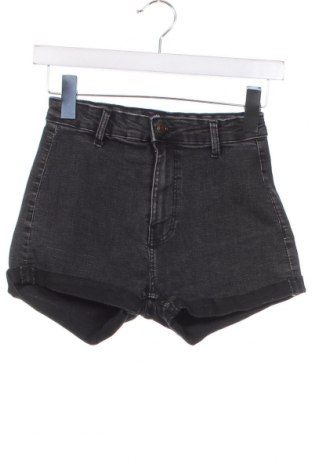 Pantaloni scurți de femei Bershka, Mărime S, Culoare Negru, Preț 76,53 Lei