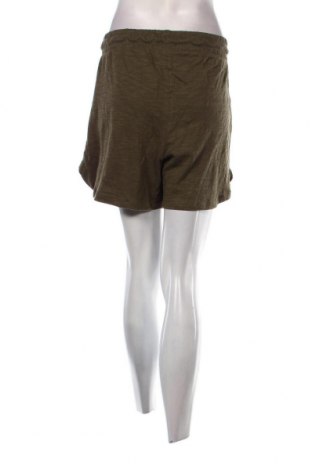 Дамски къс панталон Esprit, Размер XL, Цвят Зелен, Цена 15,40 лв.