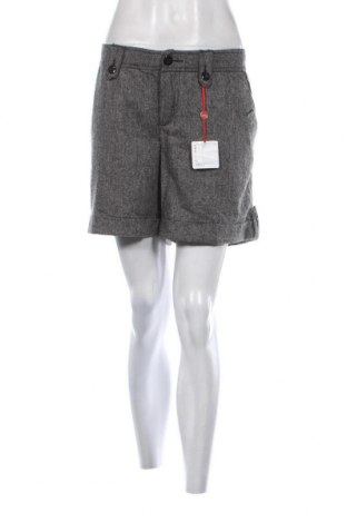 Γυναικείο κοντό παντελόνι Esprit, Μέγεθος XL, Χρώμα Πολύχρωμο, Τιμή 23,82 €