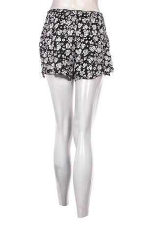 Γυναικείο κοντό παντελόνι Fb Sister, Μέγεθος M, Χρώμα Πολύχρωμο, Τιμή 10,00 €