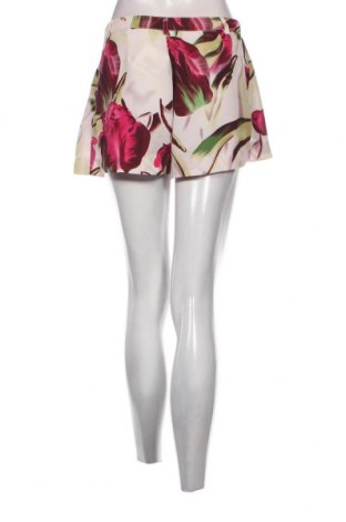 Pantaloni scurți de femei H&M, Mărime S, Culoare Multicolor, Preț 23,94 Lei