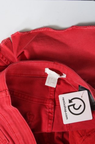 Дамски къс панталон H&M, Размер XS, Цвят Червен, Цена 11,73 лв.