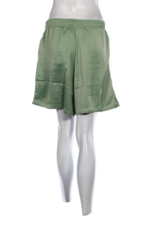 Дамски къс панталон JJXX, Размер M, Цвят Зелен, Цена 16,17 лв.