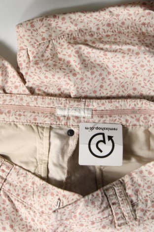 Дамски къс панталон Jake*s, Размер M, Цвят Многоцветен, Цена 34,10 лв.