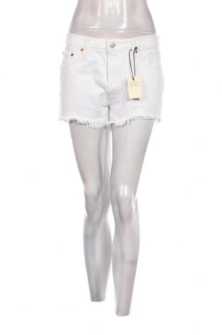 Damen Shorts Levi's, Größe M, Farbe Weiß, Preis 31,24 €