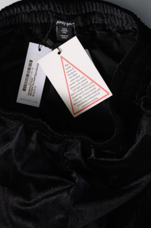 Дамски къс панталон Nasty Gal, Размер M, Цвят Черен, Цена 15,40 лв.