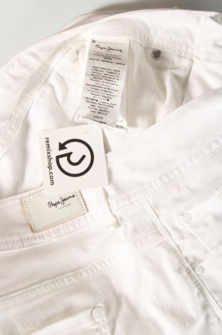 Damskie szorty Pepe Jeans, Rozmiar L, Kolor Biały, Cena 269,21 zł