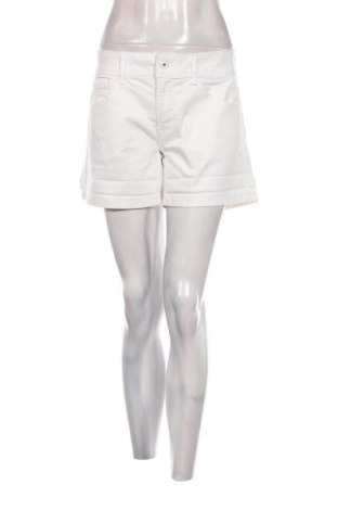 Γυναικείο κοντό παντελόνι Pepe Jeans, Μέγεθος L, Χρώμα Λευκό, Τιμή 26,03 €