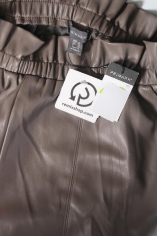 Damen Shorts Primary, Größe M, Farbe Beige, Preis € 10,72