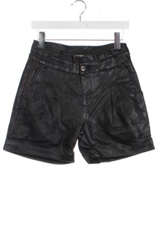 Дамски къс панталон Toxik 3, Размер M, Цвят Черен, Цена 20,36 лв.