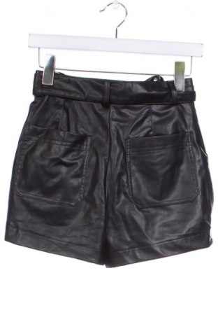 Pantaloni scurți de femei Zara, Mărime S, Culoare Negru, Preț 65,99 Lei