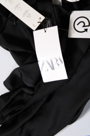 Дамски къс панталон Zara, Размер M, Цвят Черен, Цена 34,70 лв.