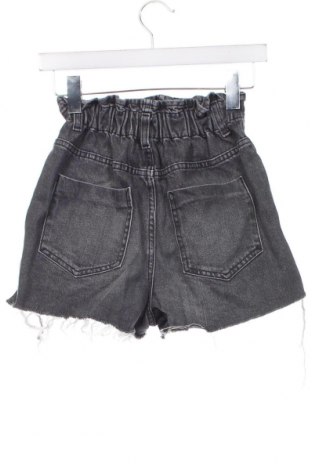 Pantaloni scurți de femei Zara, Mărime XXS, Culoare Gri, Preț 67,09 Lei