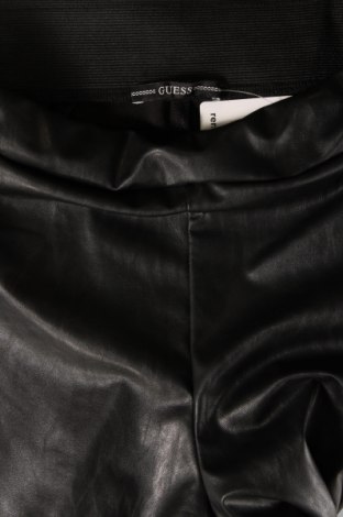Γυναικείο παντελόνι δερμάτινο Guess, Μέγεθος M, Χρώμα Μαύρο, Τιμή 29,26 €
