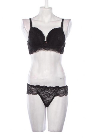Γυναικείο σετ Shekini, Μέγεθος M, Χρώμα Μαύρο, Τιμή 28,50 €