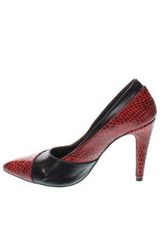 Dámské boty , Velikost 37, Barva Červená, Cena  300,00 Kč
