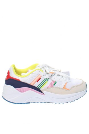 Încălțăminte de damă Adidas Originals, Mărime 38, Culoare Multicolor, Preț 333,88 Lei