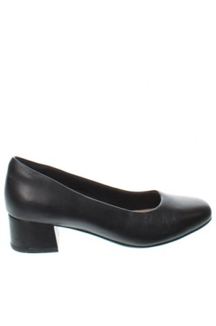 Дамски обувки Clarks, Размер 37, Цвят Черен, Цена 53,96 лв.