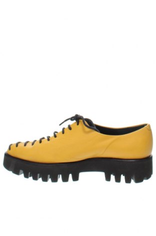 Дамски обувки Cristhelen B., Размер 38, Цвят Жълт, Цена 101,92 лв.