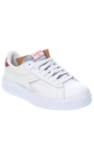 Dámske topánky  Diadora, Veľkosť 38, Farba Biela, Cena  57,55 €