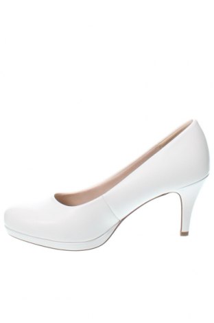 Дамски обувки Tamaris, Размер 39, Цвят Бял, Цена 108,00 лв.