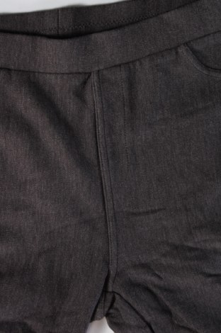 Pantaloni de femei, Mărime M, Culoare Gri, Preț 21,94 Lei