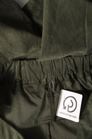 Dámske nohavice, Veľkosť XL, Farba Zelená, Cena  4,44 €