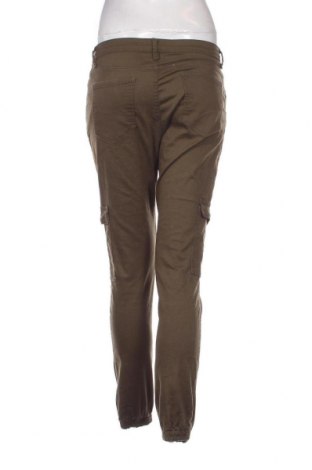 Дамски панталон, Размер M, Цвят Зелен, Цена 17,60 лв.