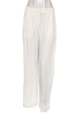 Γυναικείο παντελόνι A Lot Less x About You, Μέγεθος M, Χρώμα Λευκό, Τιμή 36,18 €