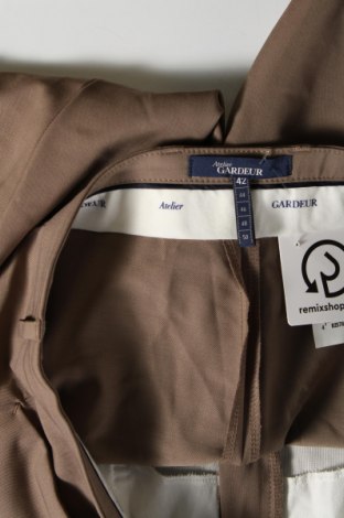 Damskie spodnie Atelier GARDEUR, Rozmiar L, Kolor Beżowy, Cena 79,72 zł