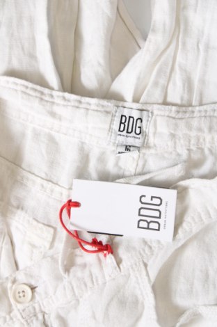 Γυναικείο παντελόνι BDG, Μέγεθος M, Χρώμα Λευκό, Τιμή 16,78 €