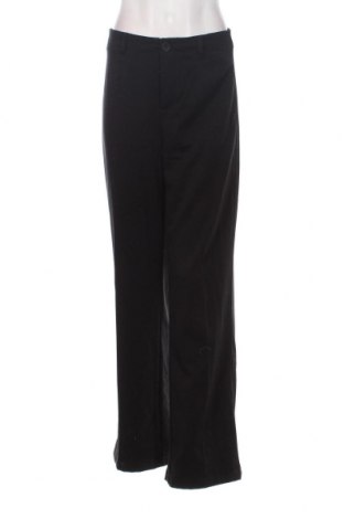 Дамски панталон Bershka, Размер M, Цвят Черен, Цена 18,86 лв.