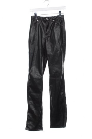 Дамски панталон Bershka, Размер S, Цвят Черен, Цена 8,12 лв.