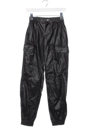 Дамски панталон Bershka, Размер XS, Цвят Черен, Цена 18,62 лв.