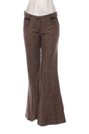 Γυναικείο παντελόνι Bershka, Μέγεθος M, Χρώμα Καφέ, Τιμή 6,29 €