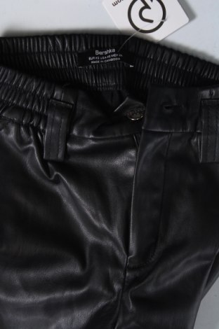 Damenhose Bershka, Größe XS, Farbe Schwarz, Preis € 9,00