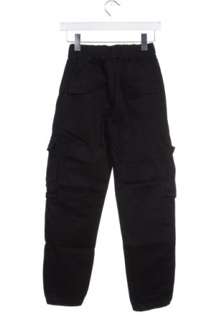 Дамски панталон Bershka, Размер XXS, Цвят Черен, Цена 17,60 лв.