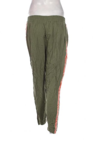 Damenhose Clockhouse, Größe XL, Farbe Grün, Preis € 20,18