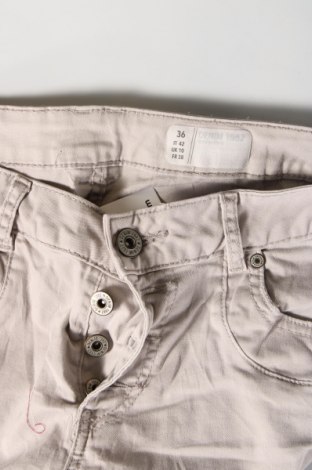 Dámské kalhoty  Denim 1982, Velikost M, Barva Popelavě růžová, Cena  148,00 Kč