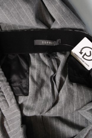 Дамски панталон Esprit, Размер L, Цвят Сив, Цена 10,25 лв.
