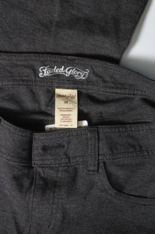 Pantaloni de femei Faded Glory, Mărime L, Culoare Gri, Preț 22,89 Lei