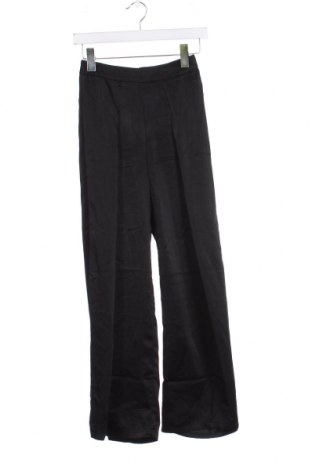 Дамски панталон Glamorous, Размер XXS, Цвят Черен, Цена 18,60 лв.