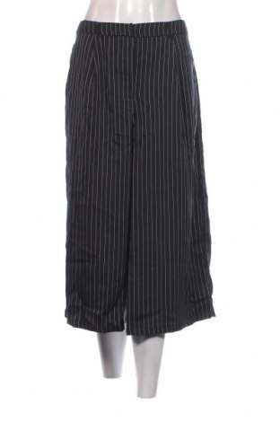 Γυναικείο παντελόνι Glamorous, Μέγεθος M, Χρώμα Μαύρο, Τιμή 14,31 €