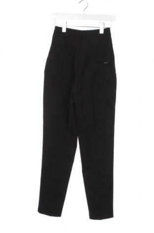 Pantaloni de femei Guess, Mărime XS, Culoare Negru, Preț 133,61 Lei