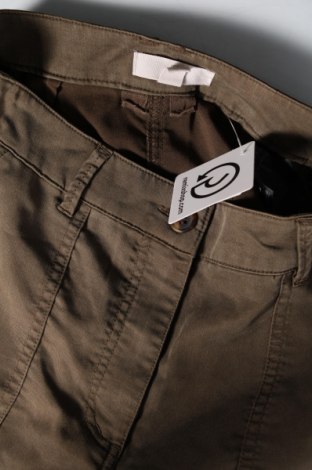 Дамски панталон H&M, Размер XS, Цвят Зелен, Цена 19,55 лв.