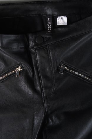 Дамски панталон H&M Divided, Размер XS, Цвят Черен, Цена 17,60 лв.