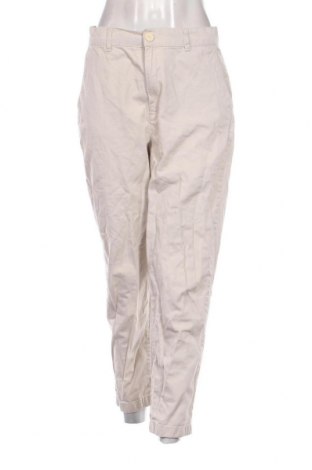 Дамски панталон LC Waikiki, Размер M, Цвят Бежов, Цена 51,13 лв.